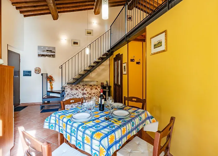 Tuscan Sun With Shared Pool - Happy